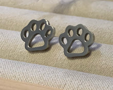 Load image into Gallery viewer, The Dabbling Artisan - Earrings