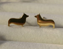 Load image into Gallery viewer, The Dabbling Artisan - Earrings